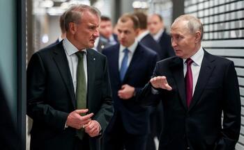 Песков анонсировал встречу Путина с Грефом