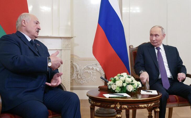Путин и Лукашенко провели телефонный разговор
