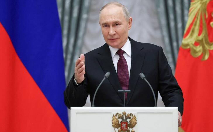 Путин утвердил в России связанный с военными праздник
