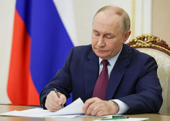 Путин подписал указ о помиловании 23 осужденных женщин