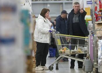 Десять тысяч организаций в России согласились сдерживать цены