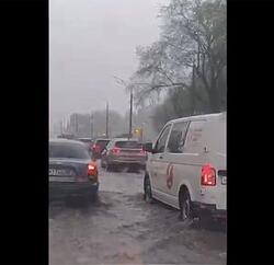 Улицы Москвы затопило после дождя