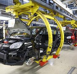 Производитель Jeep и Opel объявил о массовых увольнениях