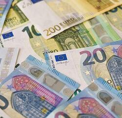 Украинскую валюту задумали привязать к евро