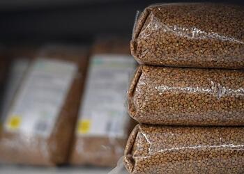 Торговые сети снизили цены на некоторые продукты питания
