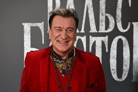 Пенкин рассказал о работе дворником и жизни в коммуналке