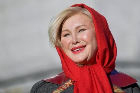 Вика Цыганова погрызла лед Байкала вслед за лизавшим его SHAMAN
