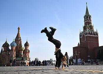 Москвичам пообещали возвращение холодов
