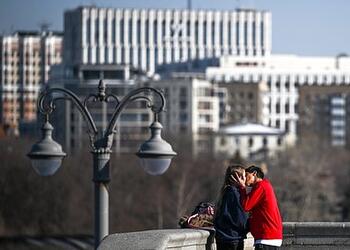 Москвичей предупредили об аномалии в апреле