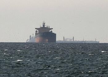 В Иране назвали условие безопасного прохода судов через Ормузский пролив