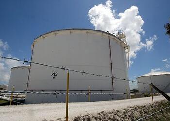 На Ближнем Востоке встал крупный нефтеналивной порт