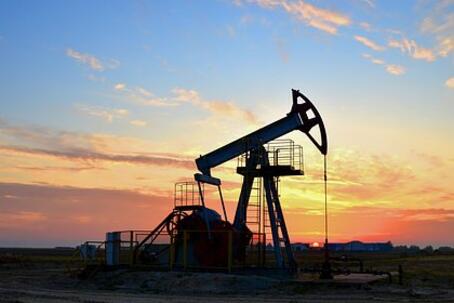 США отказались вводить новые санкции против российской нефти