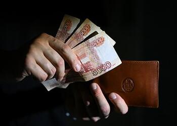 Погрязших в долгах россиян уличили в инфантильности