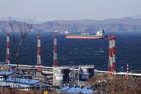 Европе пообещали затяжной кризис без российской нефти