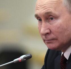 Путин провел оперативное совещание Совбеза